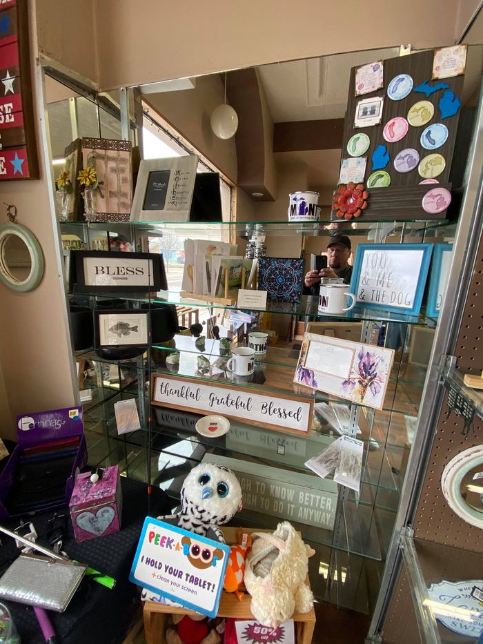 Jewelry and gift cases at Bostick's